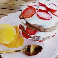 Vegan pancakes.  at Sugar Rabbit Kaffé in Albufeira