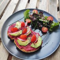 Pink hummus toast at Sugar Rabbit Kaffé in Albufeira