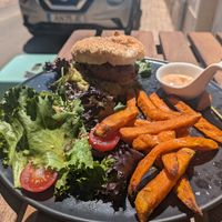 Sriracha burger at Sugar Rabbit Kaffé in Albufeira
