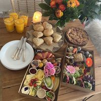Breakfast boxes on the bottom right at PomPom in Buxtehude