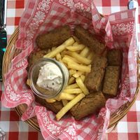 Kichererbsen-Sticks & Chips at Trudelkeller in Baden