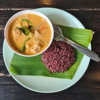 Pineapple curry at Mr Green in Chiang Mai