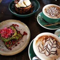 Avocadotoast ohne Ei + Pancakes at La Popote d'Ondine in Nice