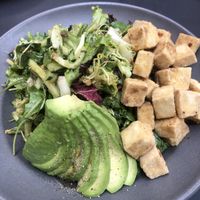 Green salad (9,20€) with salt-pepper tofu (3,50)  at Federal Cafe in Girona
