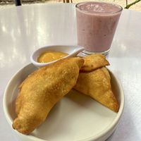 Samosas and lassi   at Naan in Mexico City