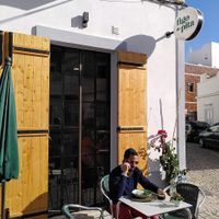 Outside seating at Figo de Pita in Olhao
