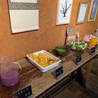 Lunch buffet at Veggie Ark 素方舟 - Sù Fāng Zhōu in Dali