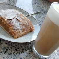  at VIKI BURGER in Koper