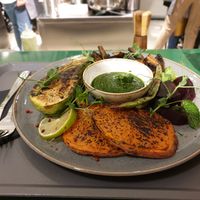 Овощи гриль и хумус at «5+2» in Moscow