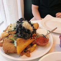 Két személyes bőségtál at Napfényes Restaurant & Confectionery in Budapest