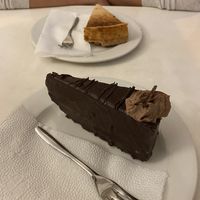Pastry shop: chocolate cake and something that tasted like apple pie at Napfényes Restaurant & Confectionery in Budapest