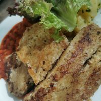 Garlic seitan cutlets at Napfényes Restaurant & Confectionery in Budapest