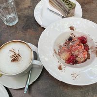  at Napfényes Restaurant & Confectionery in Budapest