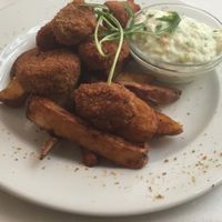 Seitan nuggets, chips, slaw at Napfényes Restaurant & Confectionery in Budapest