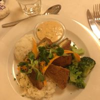 Kijev seitan with broccoli, jasmine rice and Thousand Island sauce  at Napfényes Restaurant & Confectionery in Budapest