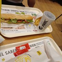 Buen local at Pans & Company in Caceres