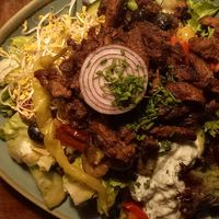 Griechischer Salat mit Gyros at Bodhi in Ulm