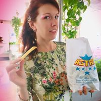 Their vegan chicken is good👍🏻 at Astroburger in Hollywood