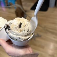 Vegan peanut butter Oreo 😍  at Mystic Drawbridge Ice Cream in Mystic