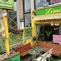   at Limoo Juice in Montreal