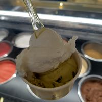 Coconut and pistachio at Monte Pelmo in Amsterdam