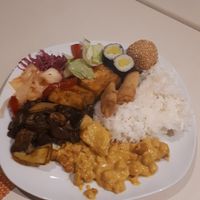Chickpea Curry,  Mushrooms , Vegetabels,  Rice , Tofu, Vegetarian Spring Rolls, Kimchichi , Vegan Sushi at Viet-Thai in Fehmarn