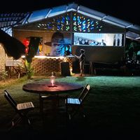 Cute place - candle light, music, soft breeze, friendly staff at Pininga in Atins