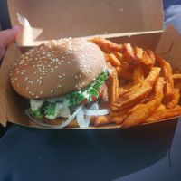 Classic vegan burger (sidedish is included, I've chosen the sweet potato fries at Kitchen Hub in Innsbruck