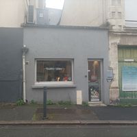 Devanture at Mauvaise Graine in Angers