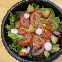 Seasonal salad (燦爛輝煌時蔬沙拉) at LN Fortunate Coffee 幸福咖啡 - Dongshan in Taichung