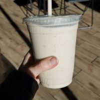 Creamy Banana smoothie at The Willow Cafe in Hewlett