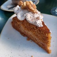 Tarta de zanahoria at Blu Bar in Barcelona