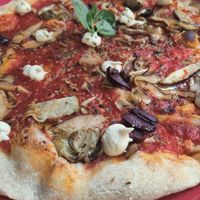 Mediterranean pizza at Blu Bar in Barcelona