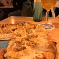 4 cheese pizza. yummy   at Blu Bar in Barcelona