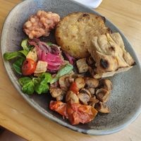 English breakfast bowl at Blu Bar in Barcelona