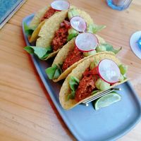 Crunchy tacosc at Blu Bar in Barcelona