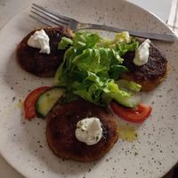Hamburguesas de verduras at La Goma in Granada