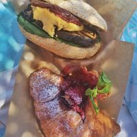 Vegan bread with Humus and croissant with raspberry at Dulce de Leche - Boutique San Vicente in Valencia