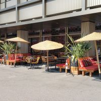 Outdoor seating at Yalda - Gustav Gull in Zurich