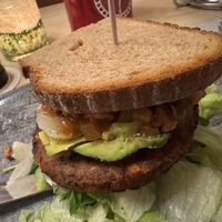 pear (!) burger vegan 🍐  at Poppins  in Minden