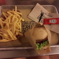 The burger at The Good Burger in Rome