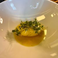 Breaking bread (detailed photo) at Bonvivant Cocktail Bistro in Berlin