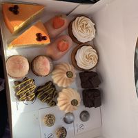 Vegan high tea afgehaald, zo heerlijk!   at Viola's Patisserie in Eindhoven