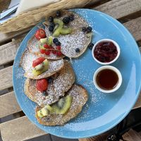 Average pancakes after 50 minutes of waiting. Underside on 1 is completely burnt. at Cytat Cafè in Krakow