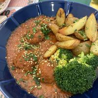 Albóndigas increíbles  at Romero Verde in Madrid