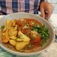 Main / tempeh meatballs at Romero Verde in Madrid