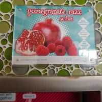 Pomegranate razz sorbet at Menchie's Frozen Yogurt in Lima