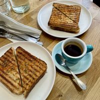 Grilled cheesee  at Virgule in Toulouse