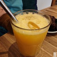 Pressed fresh Orange juice at Virgule in Toulouse