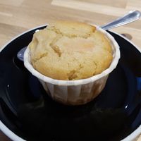 Pear muffin at Virgule in Toulouse